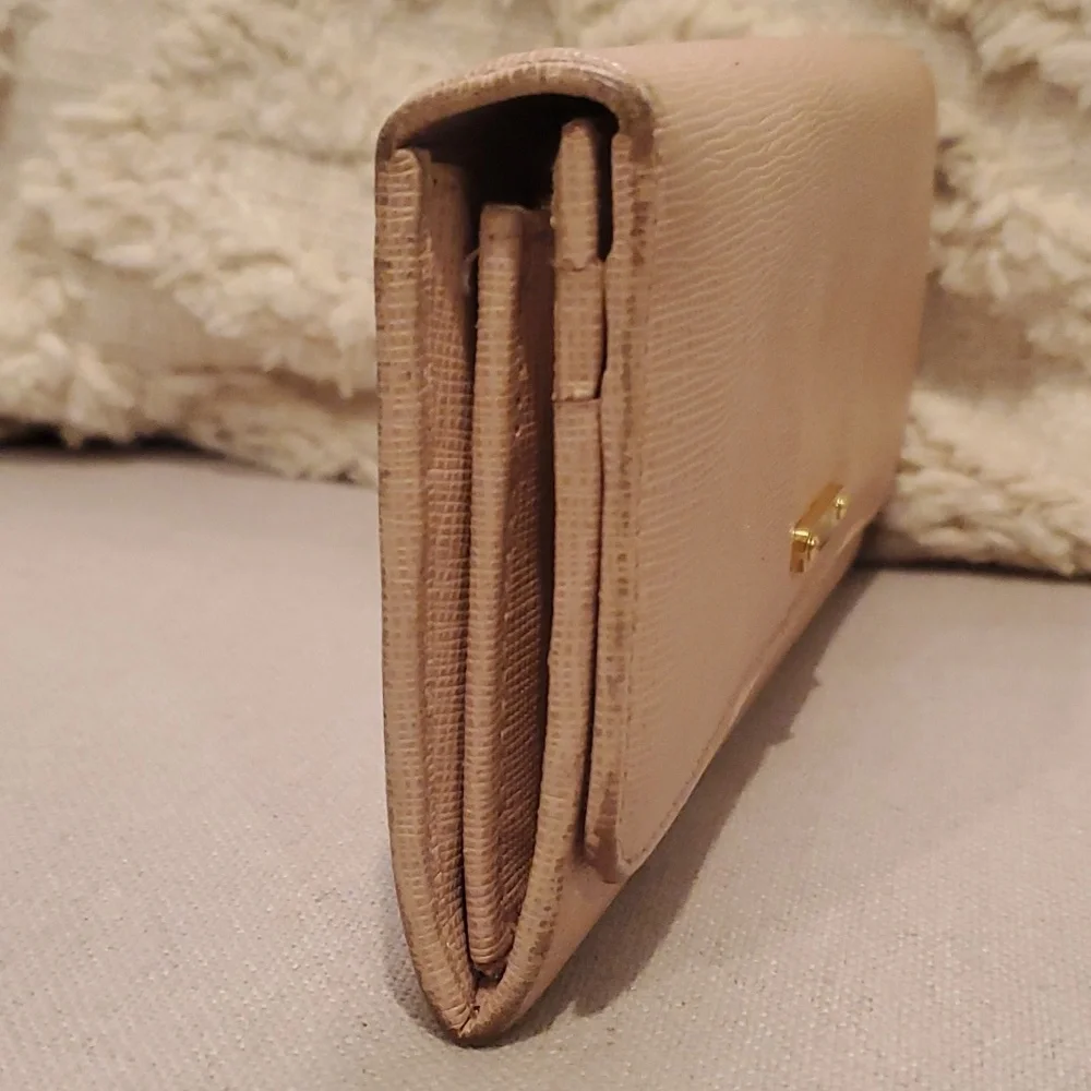 FENDI Baby Pink Wallet - Picture 9 of 16